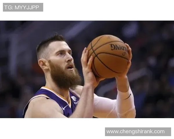 阿伦单场命中10记三分球,创太阳队史最多纪录 阿伦单场命中10记三分球,创太阳队史最多纪录