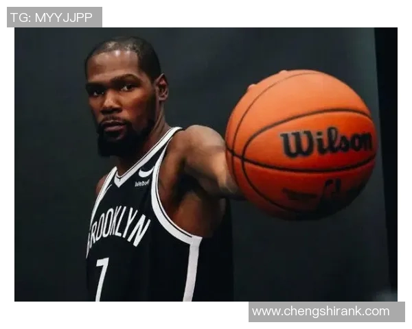 篮网球员签名互动:社媒分享篮网世界瞬间 篮网球员签名互动:社媒分享篮网世界瞬间